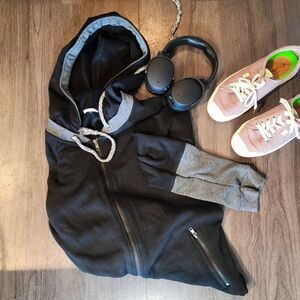 Mystree Full Zip Hoodie; L